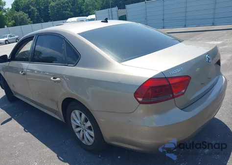 2015 Volkswagen Passat S from USA, damaged, VIN 1VWAT7A34FC075821